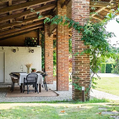 Les Arcs Bed & Breakfast *